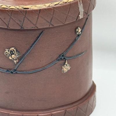 LOT 141F: Three Yixing Clay Teapots