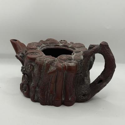 LOT 141F: Three Yixing Clay Teapots
