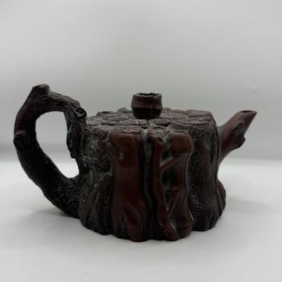 LOT 141F: Three Yixing Clay Teapots