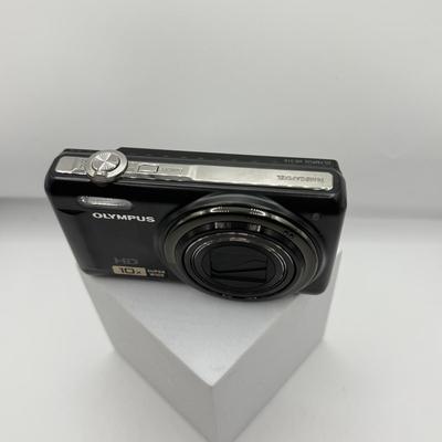 LOT 165F: Olympus Digital Camera Model VR 310