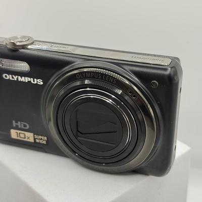 LOT 165F: Olympus Digital Camera Model VR 310