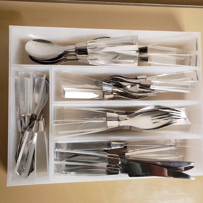 LOT 171M: Vintage Lucite Supreme Cutlery 46 Pc Stainless Steel Flatware Set