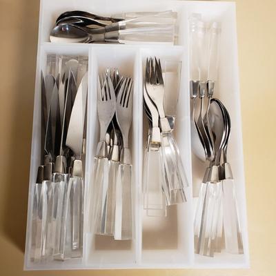 LOT 171M: Vintage Lucite Supreme Cutlery 46 Pc Stainless Steel Flatware Set