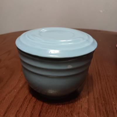 FIESTA? TEAL COLORED BOWL WITH LID