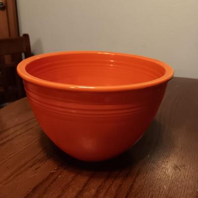 VINTAGE FIESTA 10" NESTING BOWL IN GREAT CONDITION