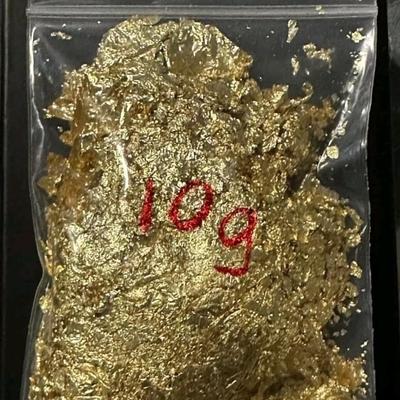 10 grams 18kt gold flakes