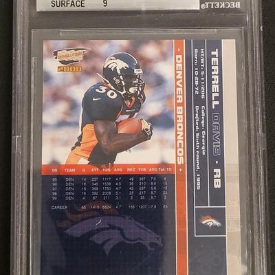 Sale Photo Thumbnail #127: 2000 REVOLUTION GRADED 9 MINT TERRELL DAVIS BECKETT