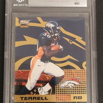 Sale Photo Thumbnail #124: 2000 REVOLUTION GRADED 9 MINT TERRELL DAVIS BECKETT