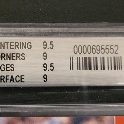 Sale Photo Thumbnail #125: 2000 REVOLUTION GRADED 9 MINT TERRELL DAVIS BECKETT
