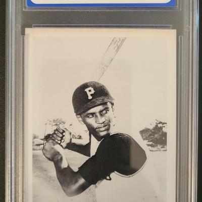 Sale Photo Thumbnail #344: 1977 TCMA Roberto Clemente PGS NM+ 7.5