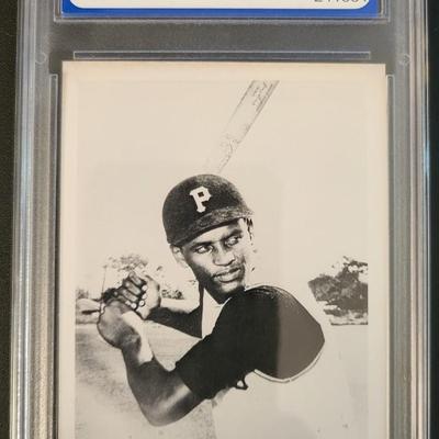 Sale Photo Thumbnail #348: 1977 TCMA Roberto Clemente PGS NM+ 7.5