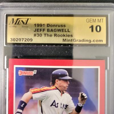 Sale Photo Thumbnail #375: 1991 Donruss Jeff Bagwell #30 The Rookies MG GEM MT 10 RC