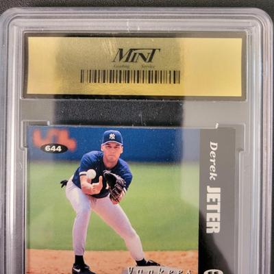 Sale Photo Thumbnail #381: 1994 Collectors Choice Derek Jeter MG GEM MT 10 Rookie Card