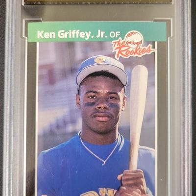 Sale Photo Thumbnail #419: 1989 Donruss Ken Griffey Jr. The Rookies MGS Mint 9
