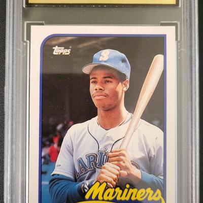 Sale Photo Thumbnail #428: 1989 Topps Traded Ken Griffey Jr. MGS GEM MT 10 RC