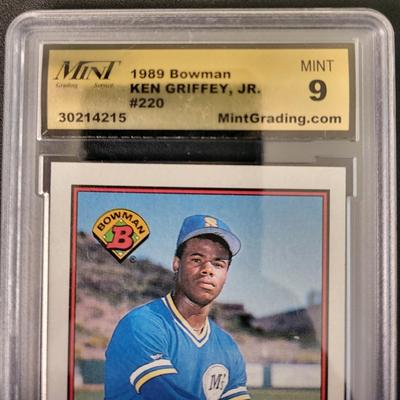 Sale Photo Thumbnail #430: 1989 Bowman Ken Griffey Jr MGS 
Mint 9