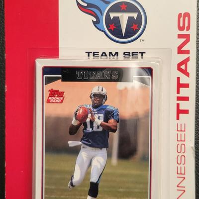 Sale Photo Thumbnail #493: (1) Donruss Score 2009 Bengals Team Set & (2) Topps 2006 Titans 2006 Team Set with Rookie Card included