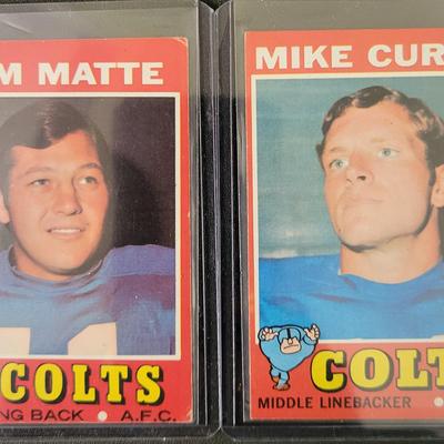 Sale Photo Thumbnail #563: 1971 Topps Colts (8 Cards)
John Mackey, Bubba Smith, Mike Curtis, Rick Volk, Tom Matte, Jerry Logan, Bob Vogel, Dan Sullivan