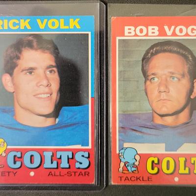 Sale Photo Thumbnail #561: 1971 Topps Colts (8 Cards)
John Mackey, Bubba Smith, Mike Curtis, Rick Volk, Tom Matte, Jerry Logan, Bob Vogel, Dan Sullivan