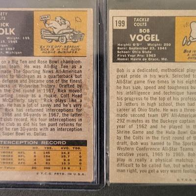 Sale Photo Thumbnail #562: 1971 Topps Colts (8 Cards)
John Mackey, Bubba Smith, Mike Curtis, Rick Volk, Tom Matte, Jerry Logan, Bob Vogel, Dan Sullivan