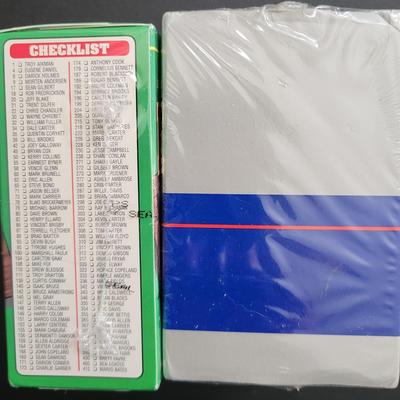 Sale Photo Thumbnail #597: 1996 Topps 40th Anniversary Edition & Limited Edition Silver Anniversary Commemorative Card Set