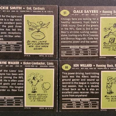 Sale Photo Thumbnail #698: 1969 Topps Various Players. (20 CARDS) Fred Hill card has damage on right top corner
Gale Sayers, Jackie Smith (2), Gary Ballman, Bob Cappadona, Dan Abramowicz RC, Boyd Dowler, Bob Matheson, Bryon Piccolo RC, Sherrill Headrick
Fred Hill, Walt Suggs, Rudy 