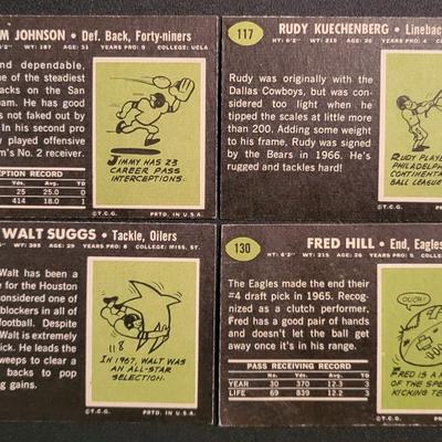 Sale Photo Thumbnail #703: 1969 Topps Various Players. (20 CARDS) Fred Hill card has damage on right top corner
Gale Sayers, Jackie Smith (2), Gary Ballman, Bob Cappadona, Dan Abramowicz RC, Boyd Dowler, Bob Matheson, Bryon Piccolo RC, Sherrill Headrick
Fred Hill, Walt Suggs, Rudy 