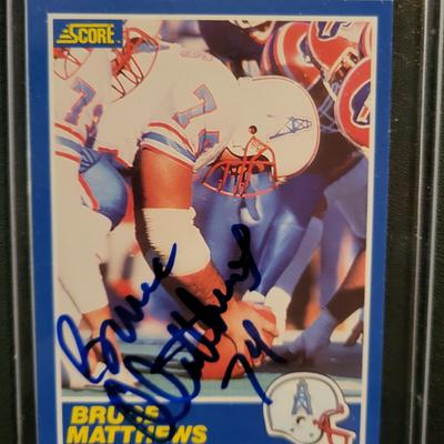 Sale Photo Thumbnail #768: 1988 Topps Mike Rozier, SIGNED NO COA
 1989 Score Bruce Matthews SIGNED NO COA
1990 Pro Set Jack Pardee SIGNED NO COA
. NO COA'S for signed cards