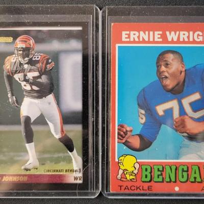Sale Photo Thumbnail #807: MIsc Bengals Lot, team cards, Ernie Wright, Carl Pickens and more