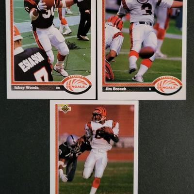 Sale Photo Thumbnail #1100: 1991 Upper Deck Bengals Various Players