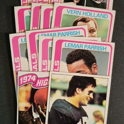 Sale Photo Thumbnail #1115: 1978 Topps Bengals Holland(4), Parrish (4), Casanova