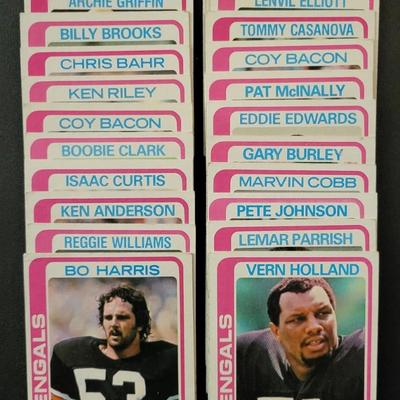 Sale Photo Thumbnail #1251: 1978 Topps Chewing Gum Inc. Bengals Various Players. One Coy Bacon card has an error on the back.
