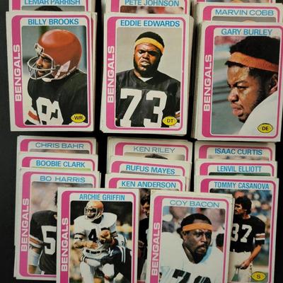 Sale Photo Thumbnail #1252: 1978 Topps Bengals Various Players. Lots of Duplicates of individual players (180 cards in total)