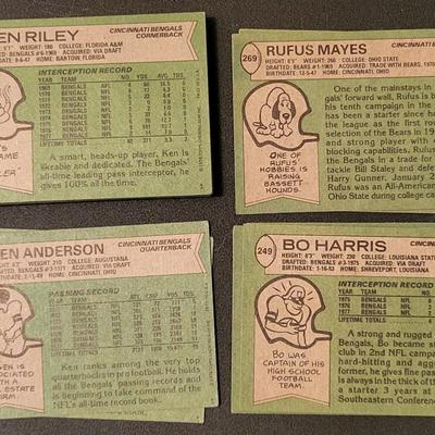Sale Photo Thumbnail #1262: 1978 Topps Bengals Various Players. Lots of Duplicates of individual players (180 cards in total)