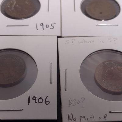 Set of Eight Indian Head Pennies Various Dates Circulated Condition (25)