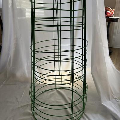 Sale Photo Thumbnail #48: 6 garden tomato cages