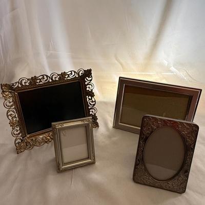 Sale Photo Thumbnail #58: Various picture frames
