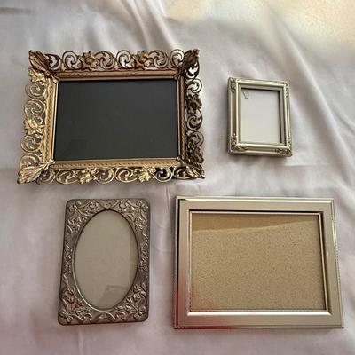 Sale Photo Thumbnail #57: Various picture frames