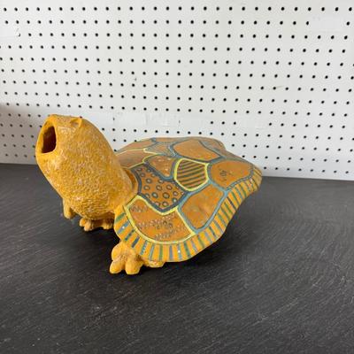 1174 Artisan made Pottery Turtle Sculpture