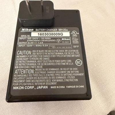 Nikon D7200 Camera Body & More (O-MG)