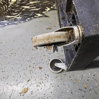 Luxor Plastic Rolling Cart (DG-JS)