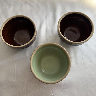 Sale Photo Thumbnail #75: Set of 3, 5 inch American stoneware bowls