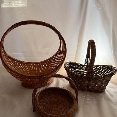 Sale Photo Thumbnail #81: Lot of 3