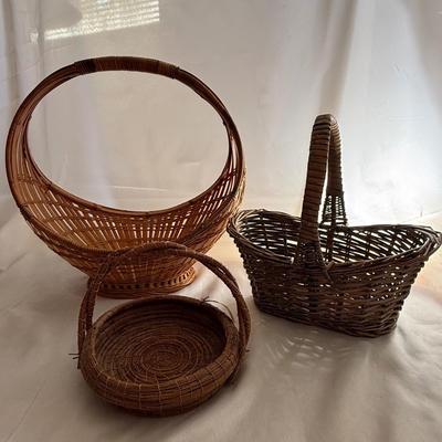 Sale Photo Thumbnail #82: Lot of 3