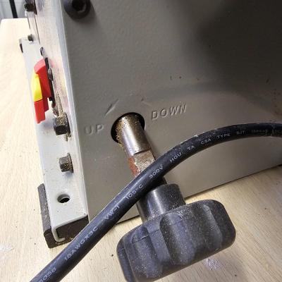 Cutech 6" Benchtop Joiner on Shopfox Stand (DG-JS)