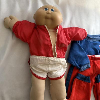 Sale Photo Thumbnail #85: Cabbage patch and clothes