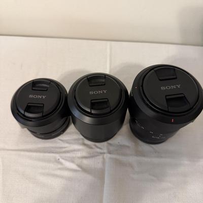 Trio of Sony Lenses (O-MG)