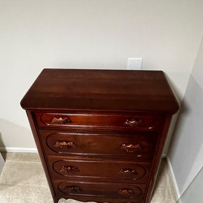 Davis Cabinet Company Cherry Chest of Drawers (BGB-RG)