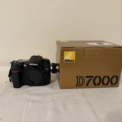 Nikon D7000 Camera Body (O-MG)