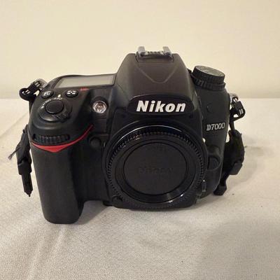 Nikon D7000 Camera Body (O-MG)